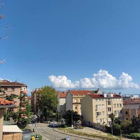 '2R' City Center Holidays And Workstays Fiume Esterno foto